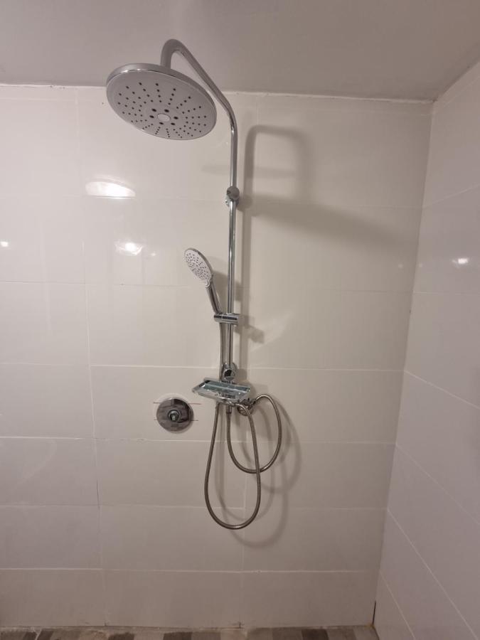 Apartamento הברון Baron Rishon LeZion Exterior foto